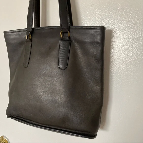 Vintage Coach Zipper Tote Navy Leather No. 9785 Made in NYC - Picture 5 of 14